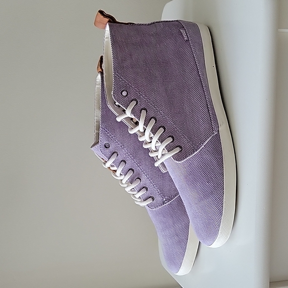 Reef high top sneakers, Size 7 - Picture 4 of 6